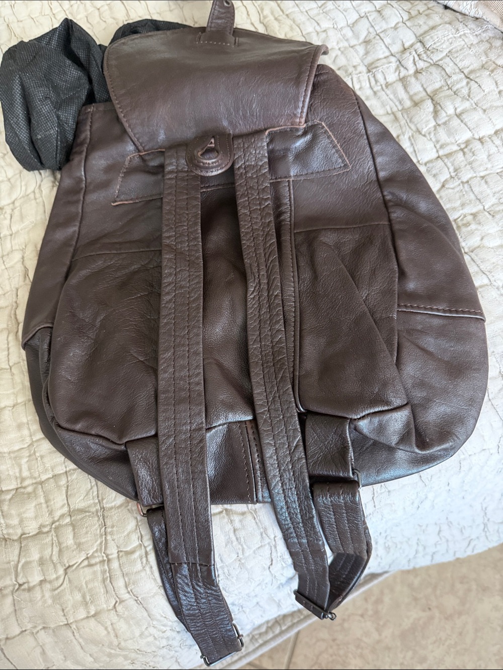 Men or women’s brown leather backpack in good condition supple clean interior - Picture 4 of 14